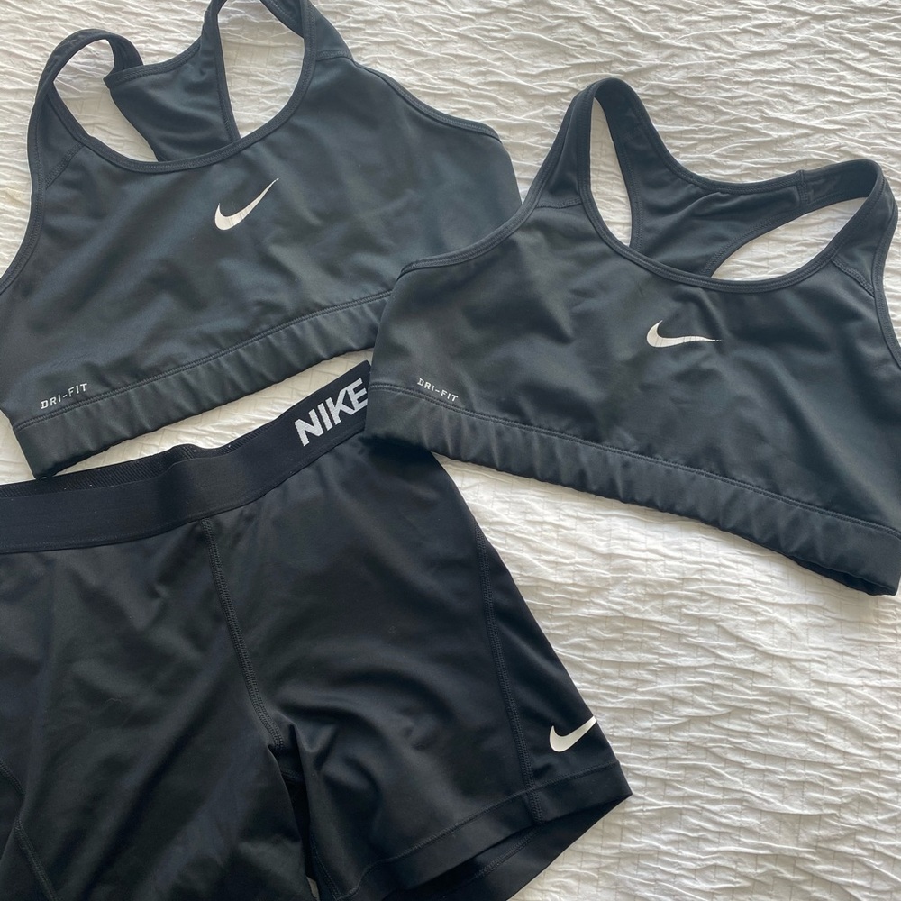 Nike pro set